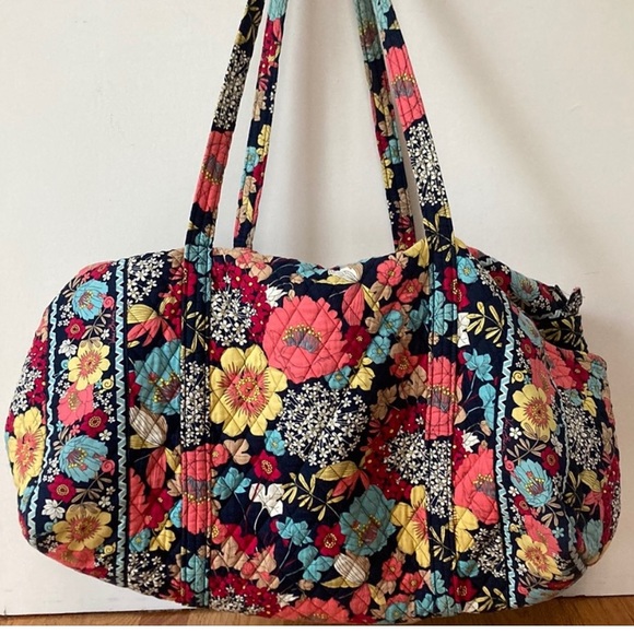 Vera Bradley Handbags - VERA BRADLEY XL TRAVEL DUFFEL HAPPY SNAILS